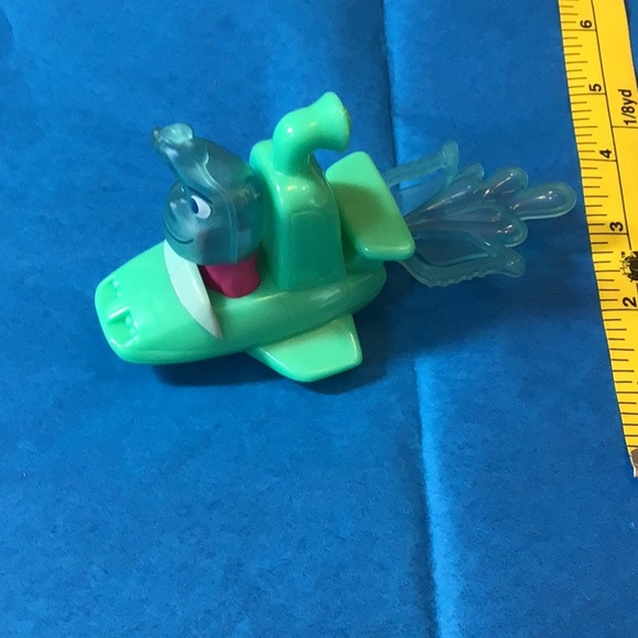 ⛱️2/$5⛱️2023 McDonald’s Disney Happy Meal Toys Elemental #2 Wade on water - Picture 2 of 4